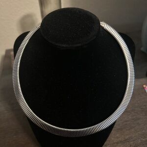 Women’s silver  chunky necklace